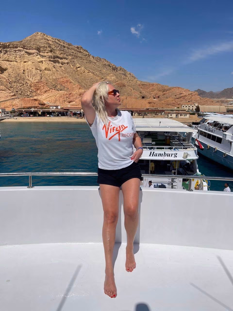 Victoria 51 Berlin Germany Looking for a man who is patient with his bride