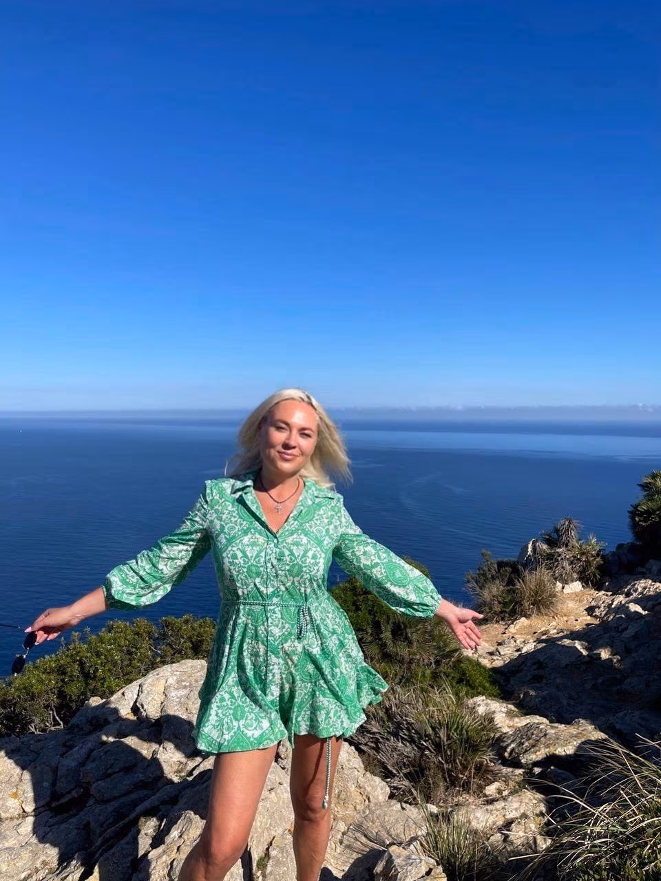 Victoria 51 Berlin Germany Looking for a man who is patient with his bride