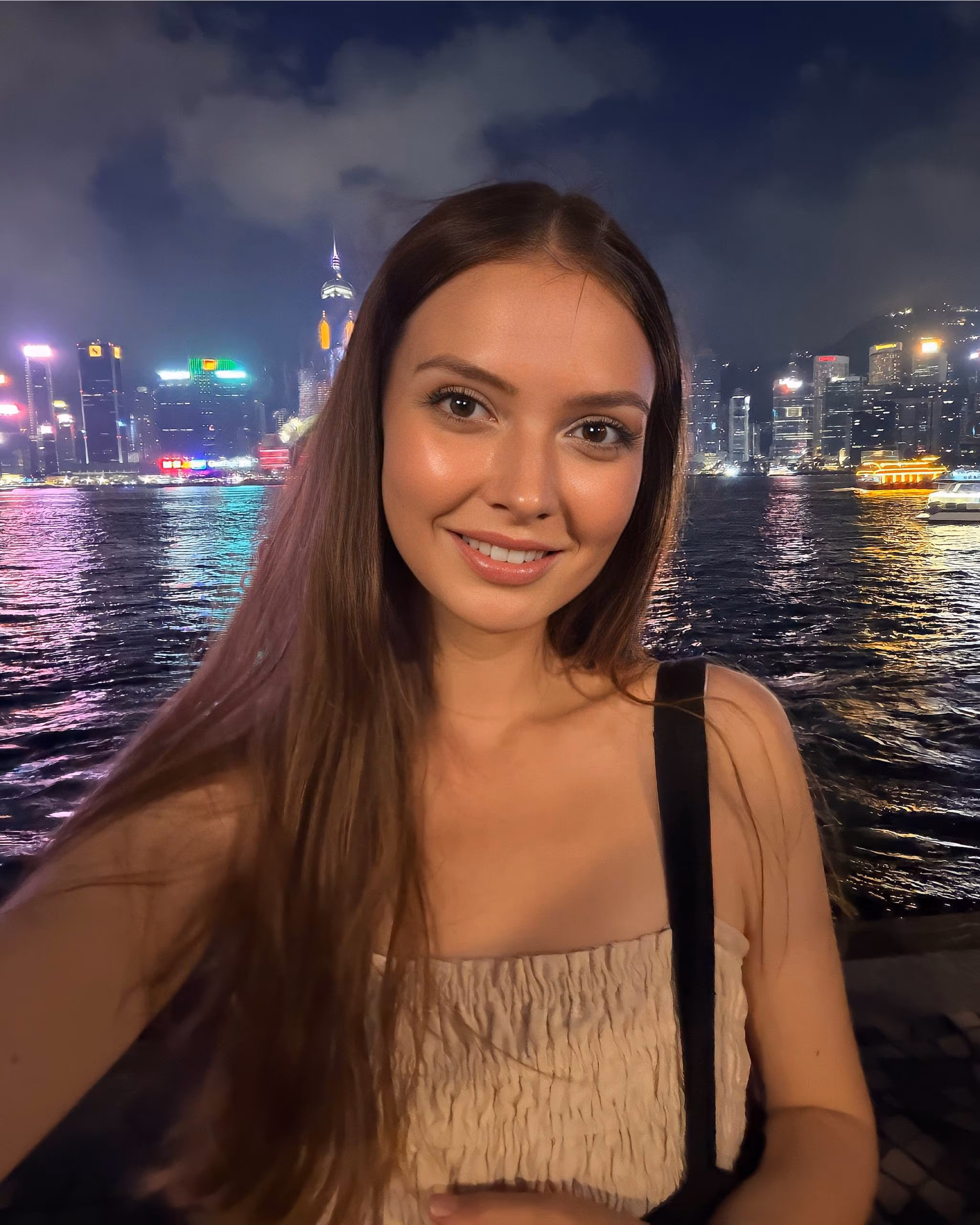 Alina 28 Bangkok Thailand Seeking a future husband who wants a bride