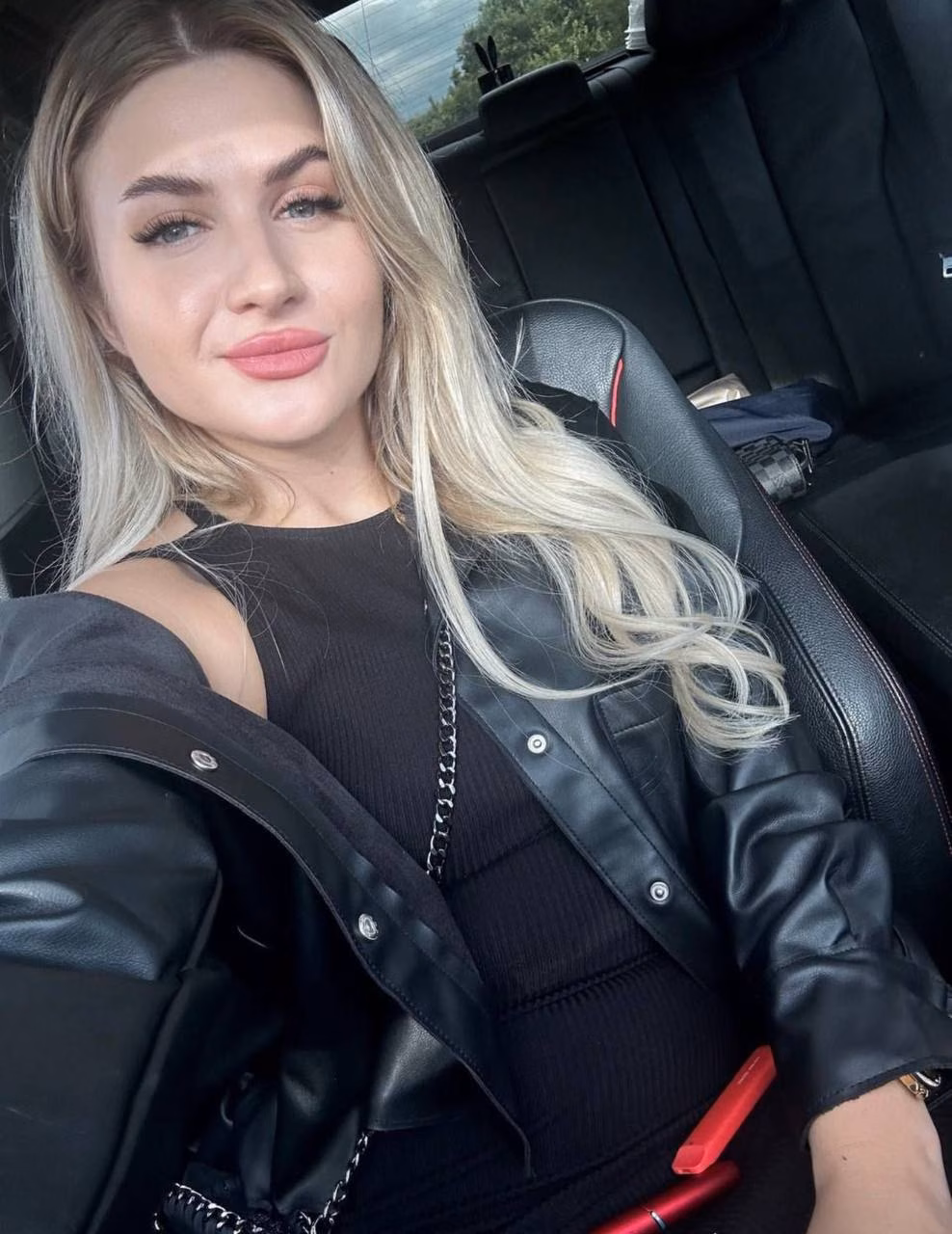 Karyna 26 Vienna Austria Seeking a man who adores his bride
