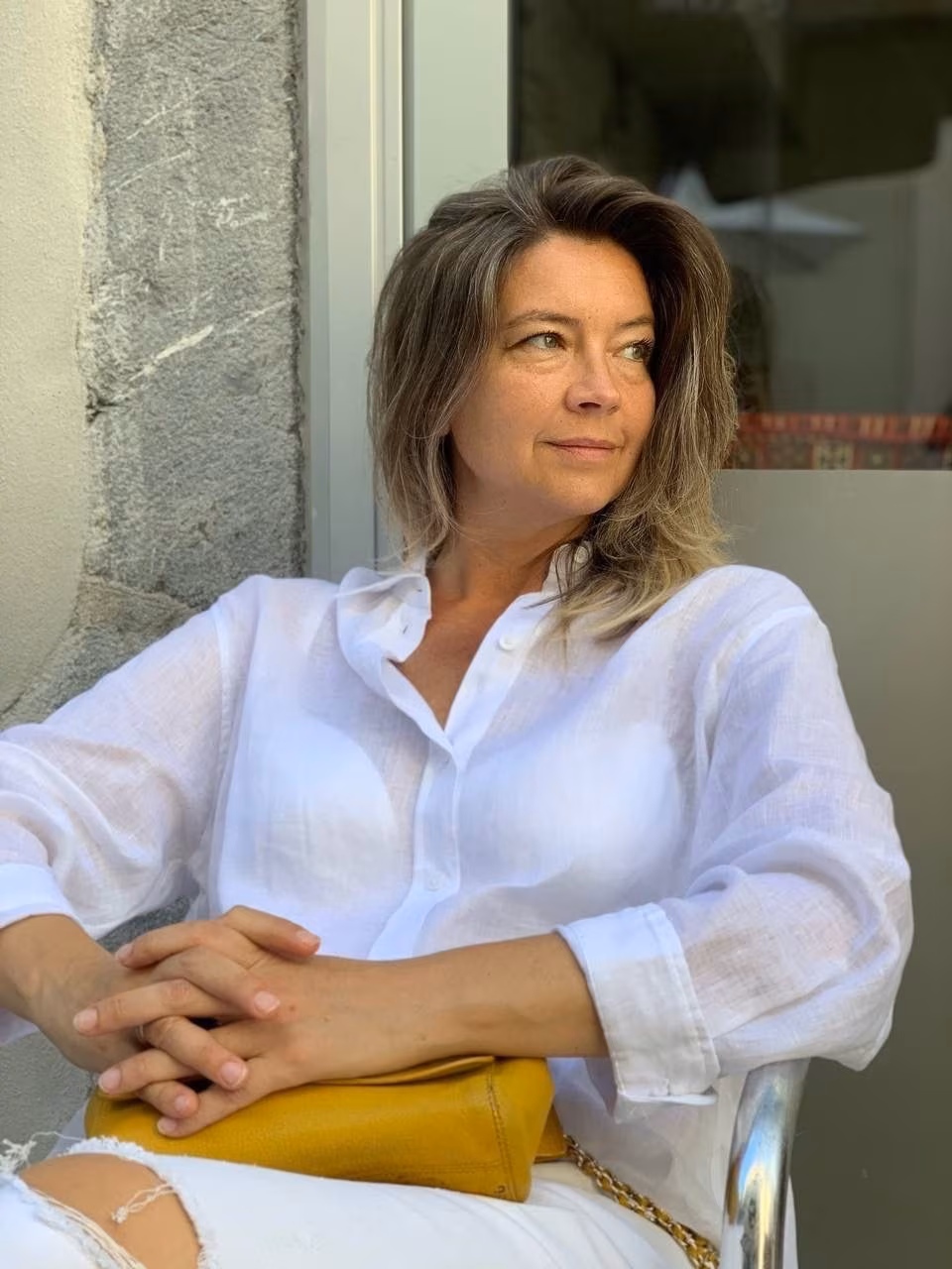 Yulia 51 Grenoble France Seeking a man who communicates with his bride