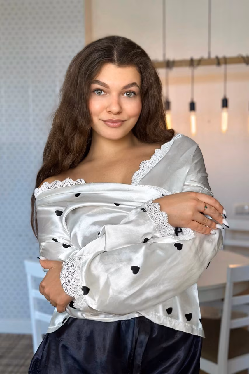 Darina 23 Kyiv Ukraine Seeking a man who makes his bride feel special