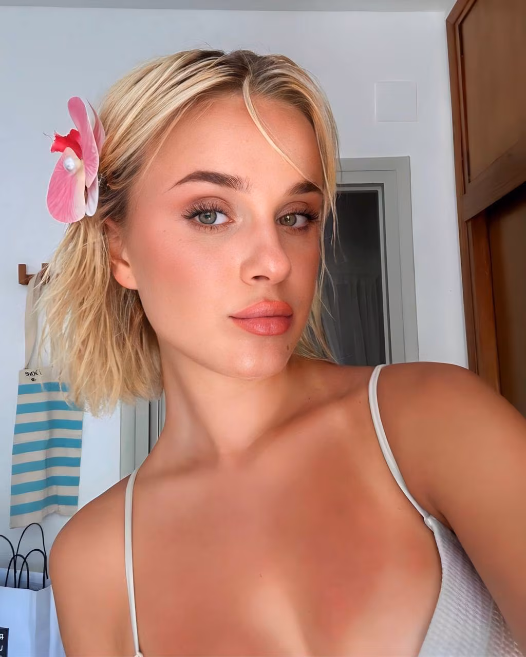 Daria 19 Kiev Ukraine Seeking a man who treats his bride like a queen