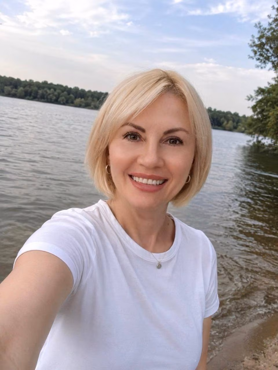 Julia 49 Kyiv Ukraine Want to be your best friend and bride