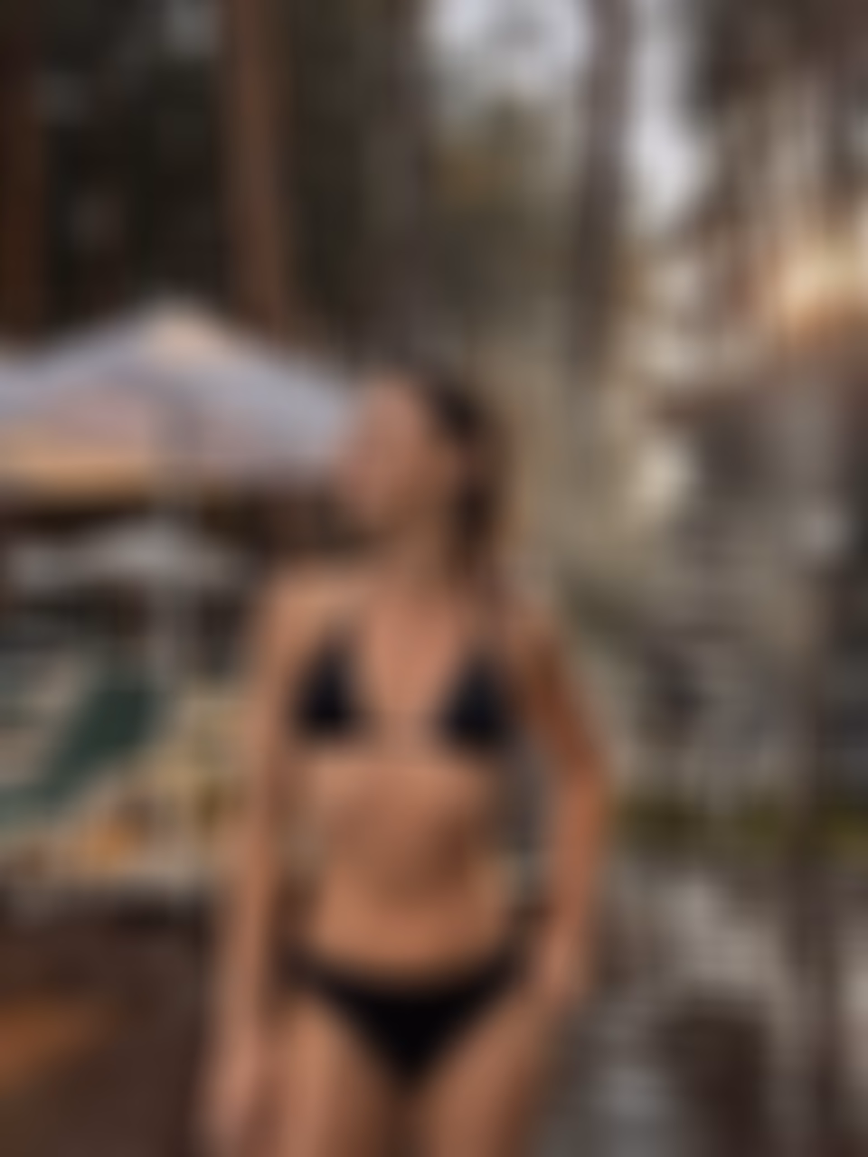 Angela 38 Naples Italy Want to share laughter as your bride