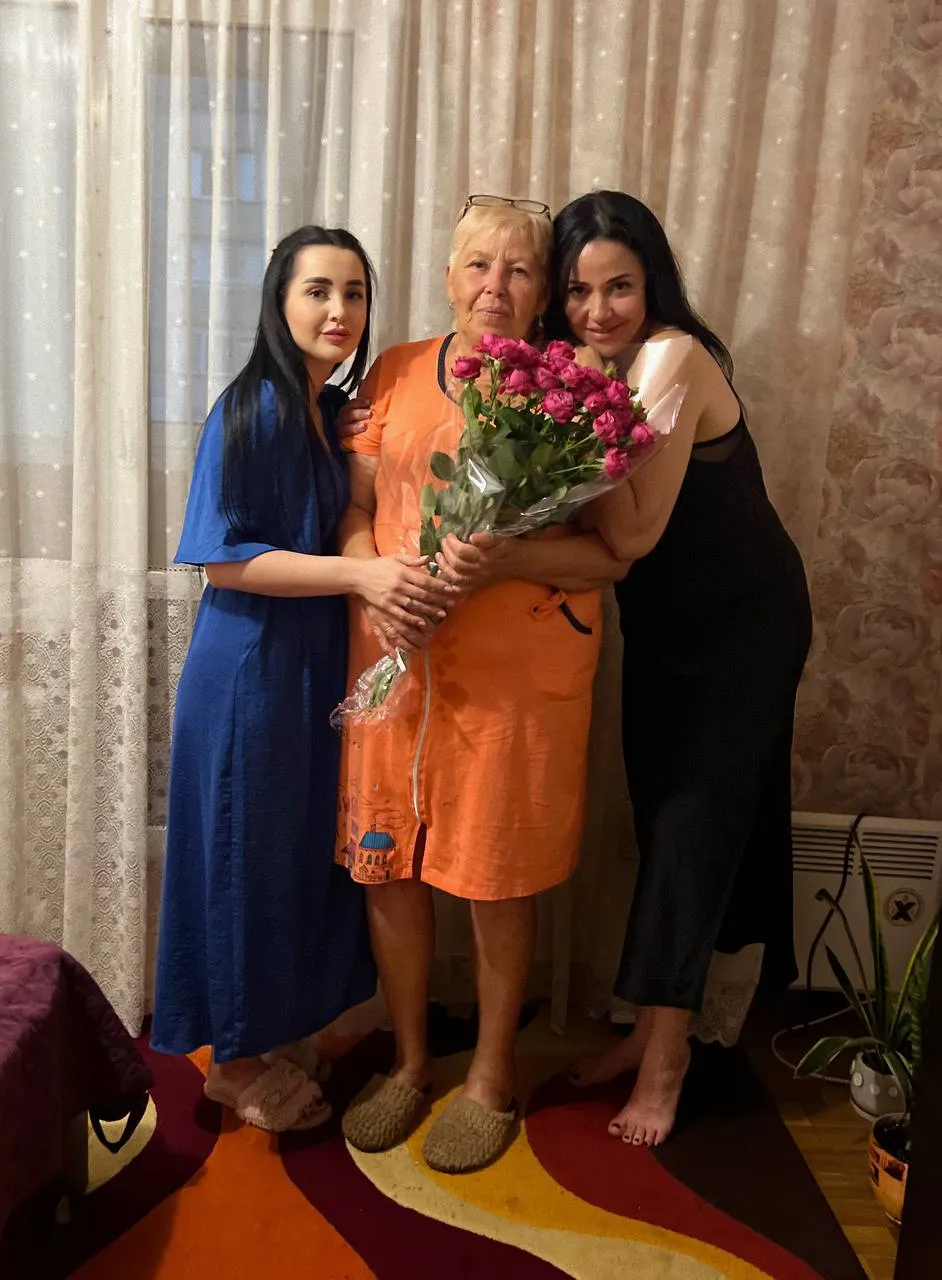 Alina  russian girls escorts