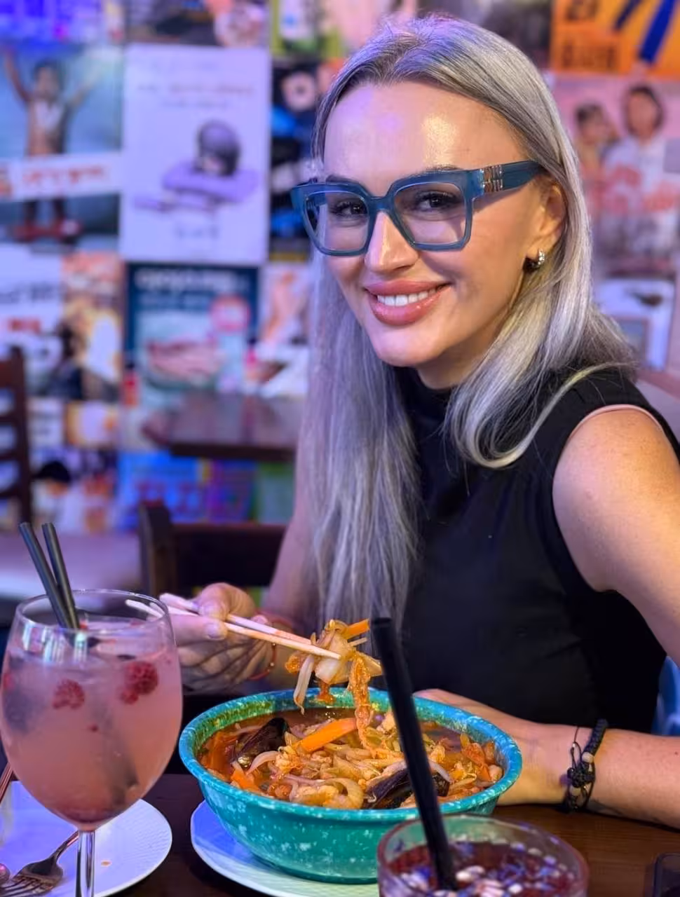 Monika website russian dating app